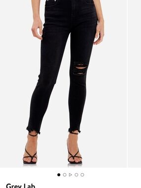 GREY LAB Black High-Rise Ripped Skinny Jeans size 26